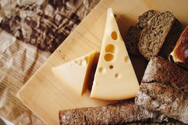 Comment participer à un atelier de fabrication de fromage en Savoie?